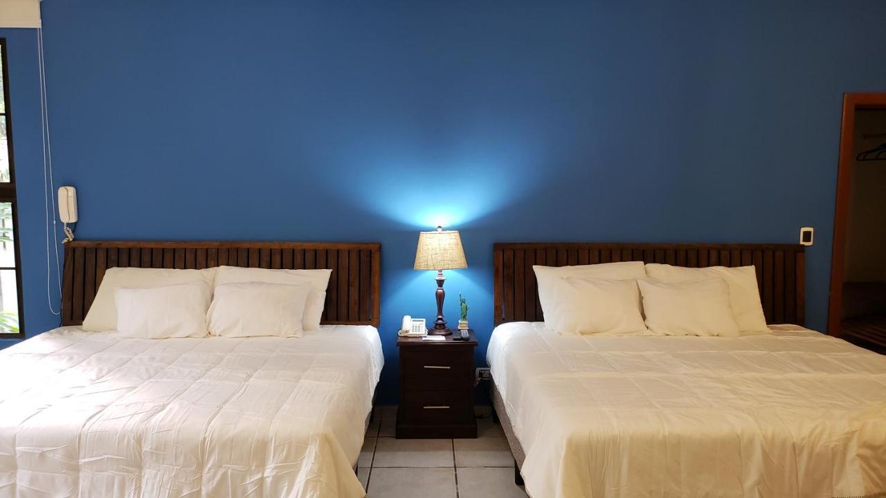 Domus Hotel San Salvador Extérieur photo