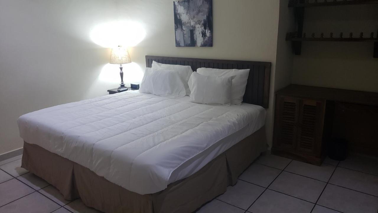 Domus Hotel San Salvador Extérieur photo