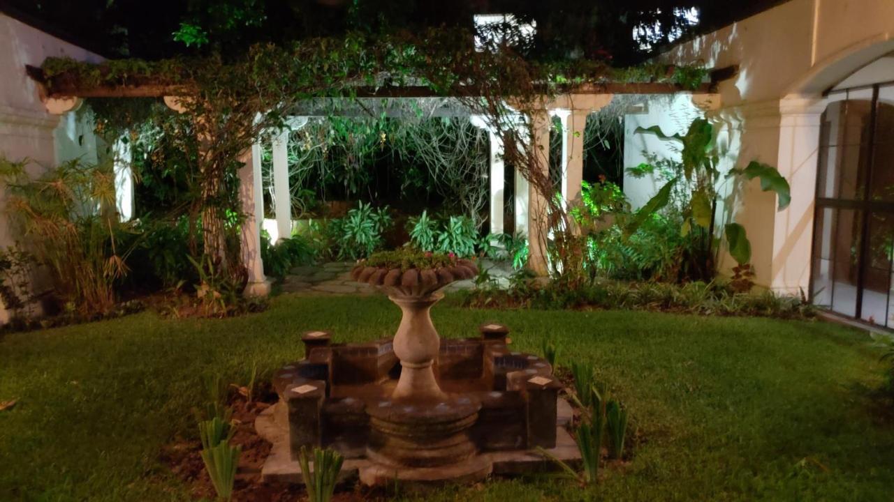 Domus Hotel San Salvador Extérieur photo